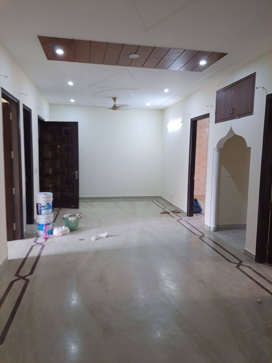 3BHK Semi Furnished Apartment