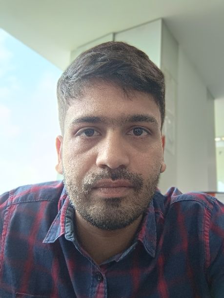 Nikhil Giri
